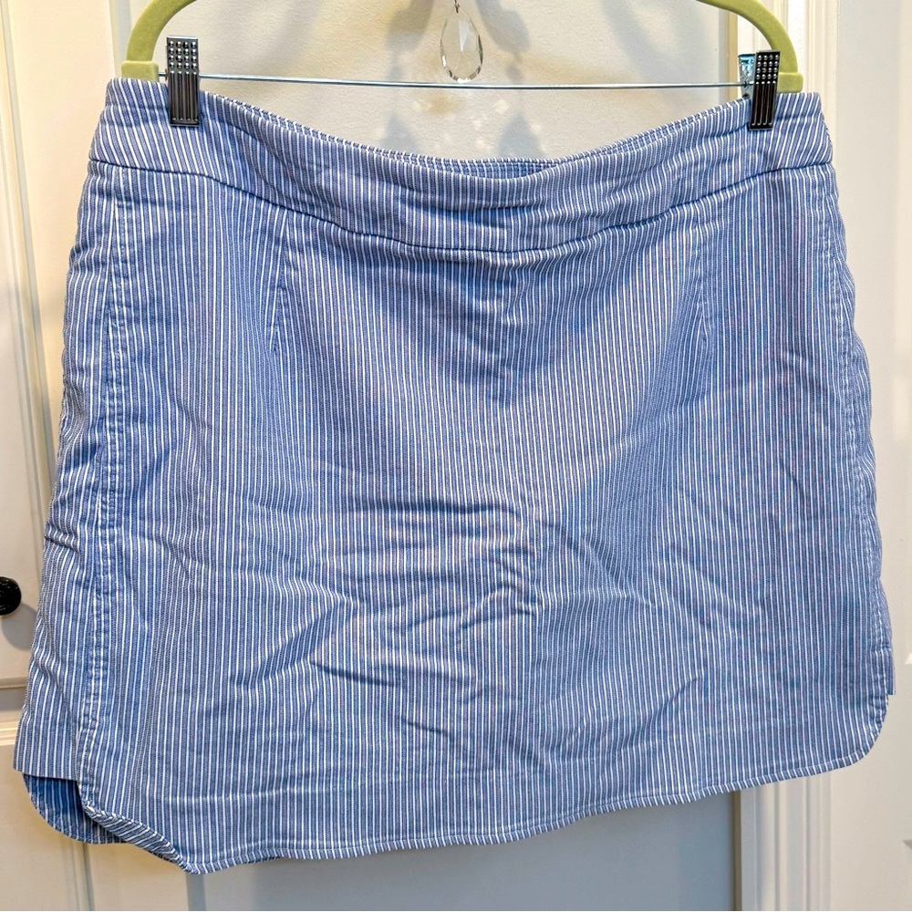 Cato women’s plus size 18W mini skirt blue white pinstriped skort built in brief